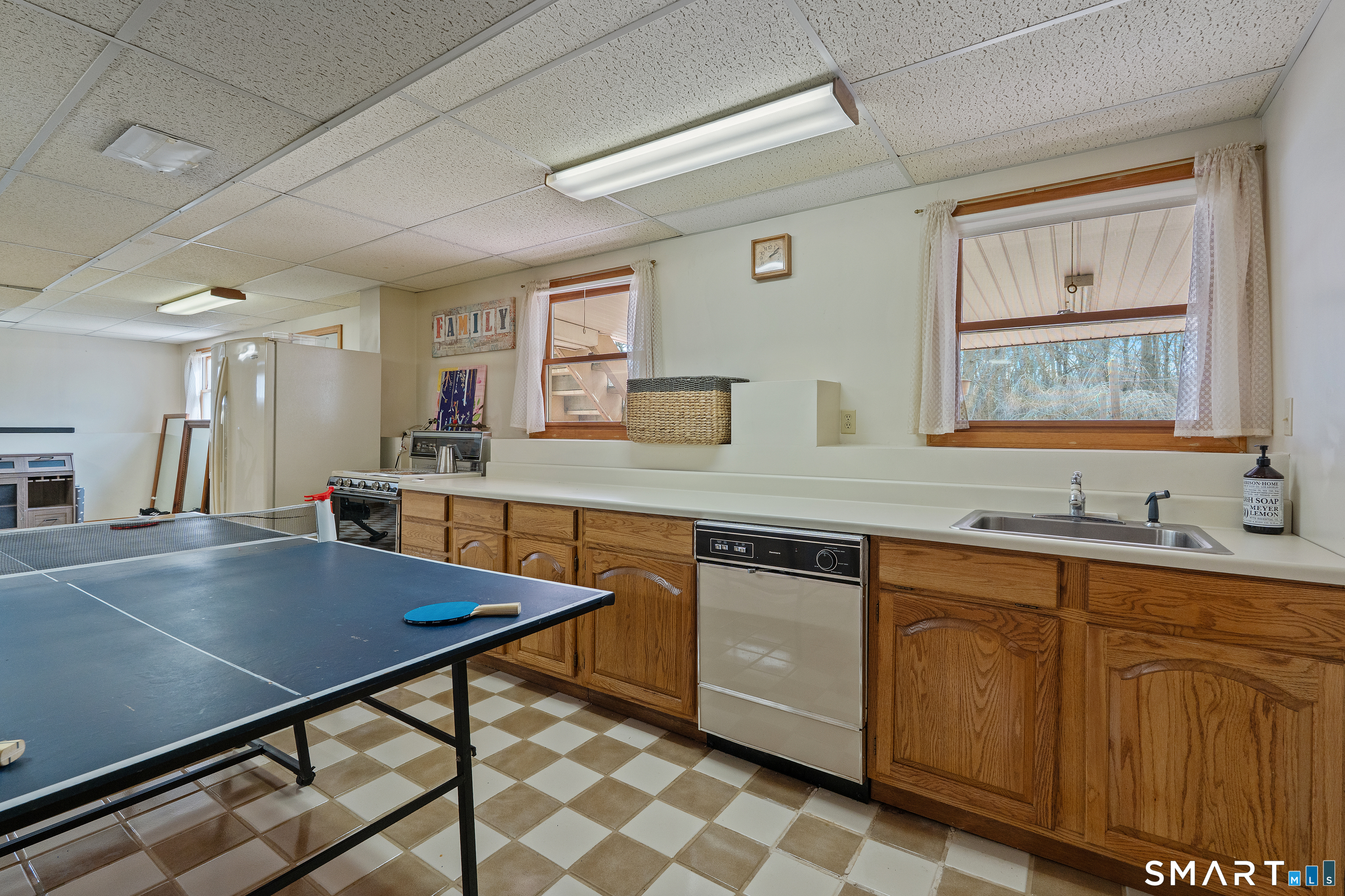 238 Two Rod Highway Wethersfield, CT 06109 - Photo 34 of 40