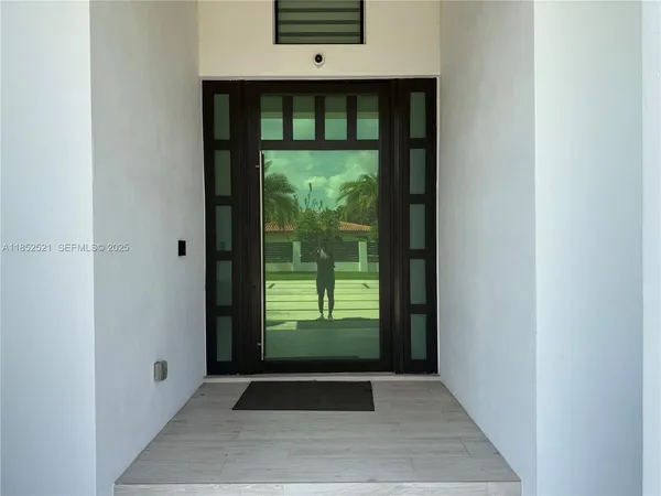 a view of an entryway