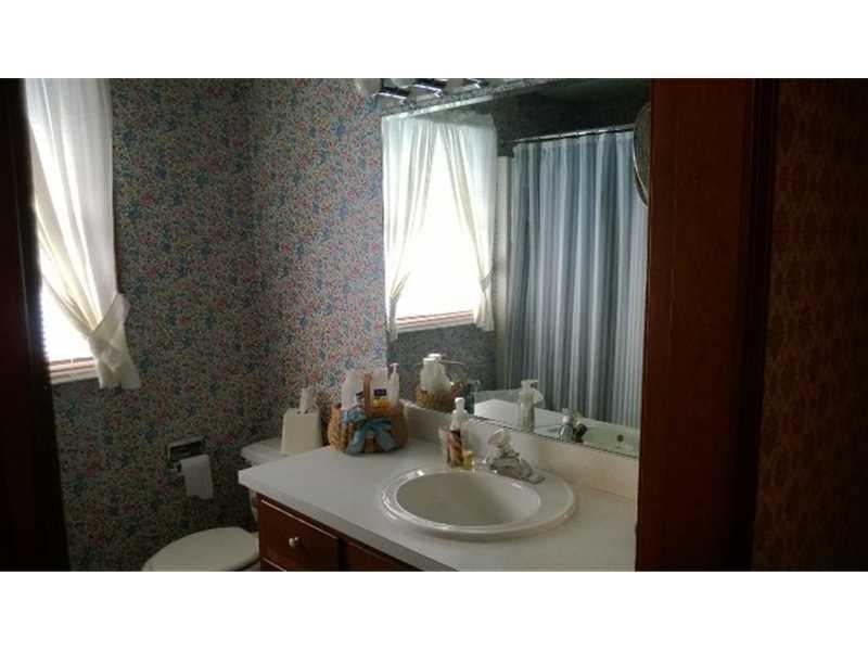 8 Westview Street Waterville, ME 04901 - Photo 14 of 19 Bathroom.