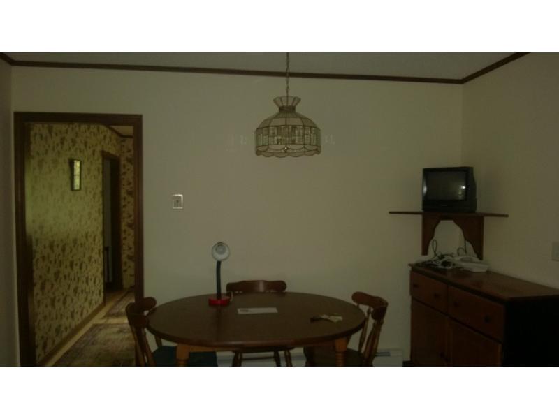 8 Westview Street Waterville, ME 04901 - Photo 6 of 19 Dining Room.