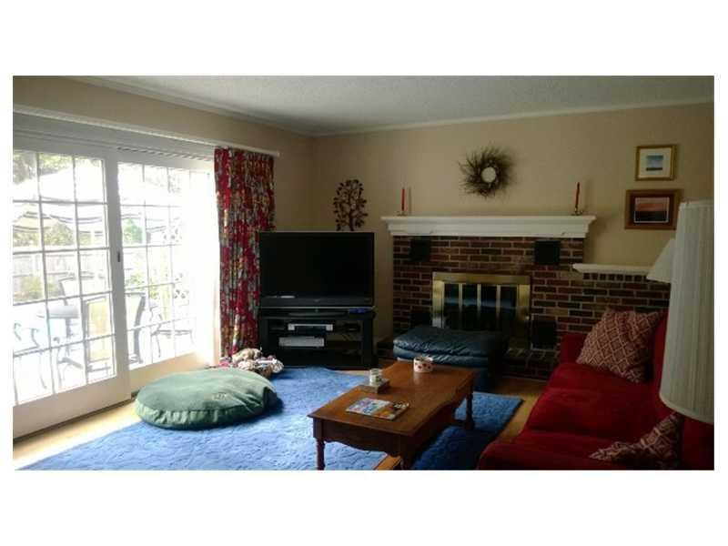 8 Westview Street Waterville, ME 04901 - Photo 9 of 19 Den/Family/Great Room.
