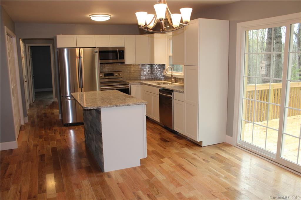 524 Settlemyre Road Morganton, NC 28655 - Photo 9 of 22 Gallery Image 9