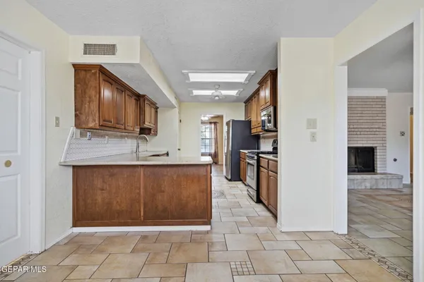 $358,000 | 4937 Vista Grande Circle, El Paso, TX 79922