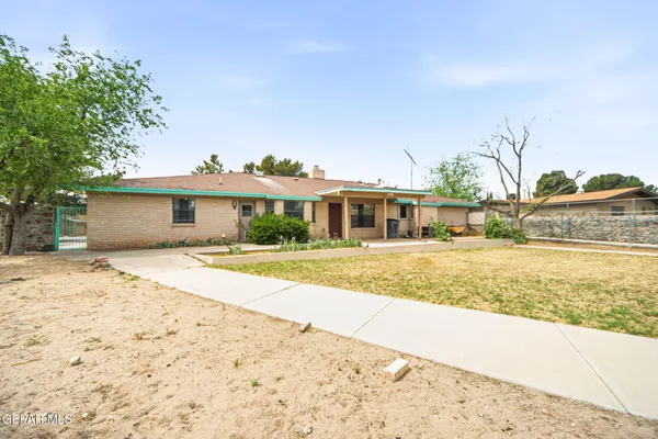 $358,000 | 4937 Vista Grande Circle, El Paso, TX 79922