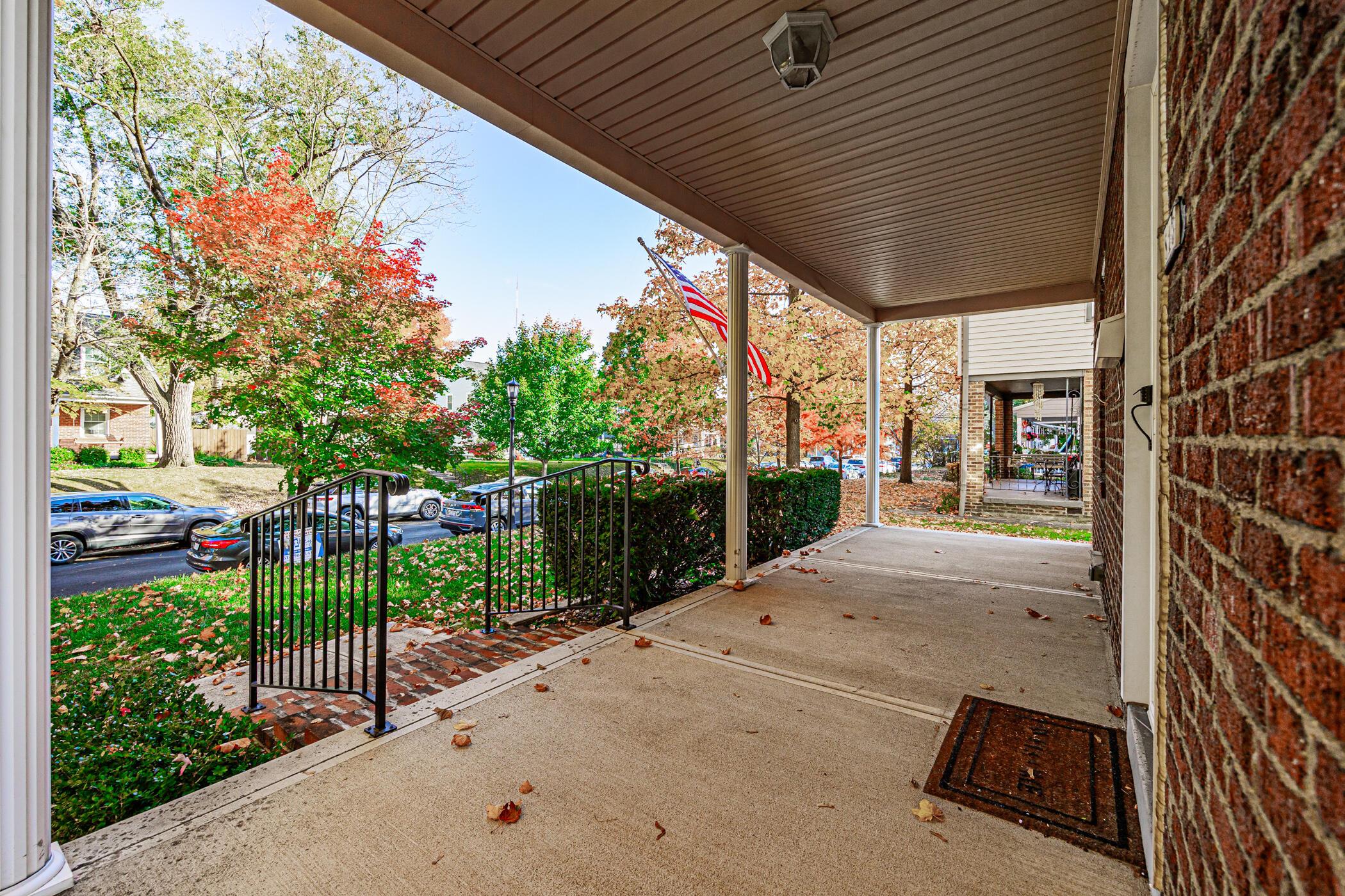 813 Gladden Road Columbus, OH 43212 - Photo 11 of 60 813 Gladden Rd 009