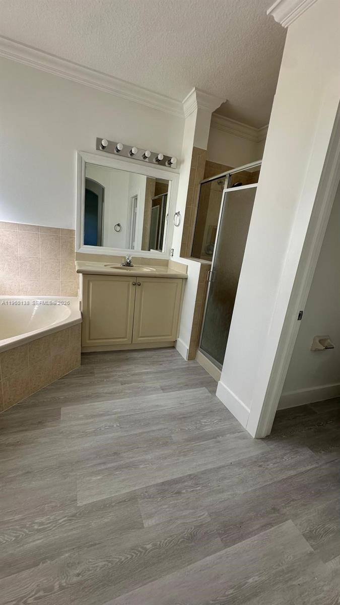 11362 Southwest 137th Place Miami, FL 33186 - Photo 12 of 15 Master Bathroom