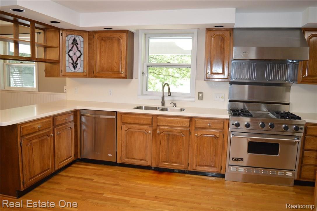 2220 North Tipsico Lake Road Highland, MI 48357 - Photo 24 of 91 DSC_0074.JPG