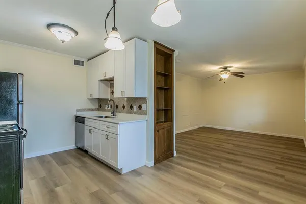 $126,000 | 1214 Baylor Avenue, Unit 205, Waco, TX 76706