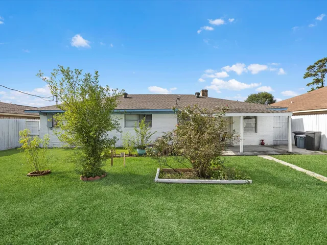 $194,999 | 15935 Dunman Lane, Houston, TX 77044