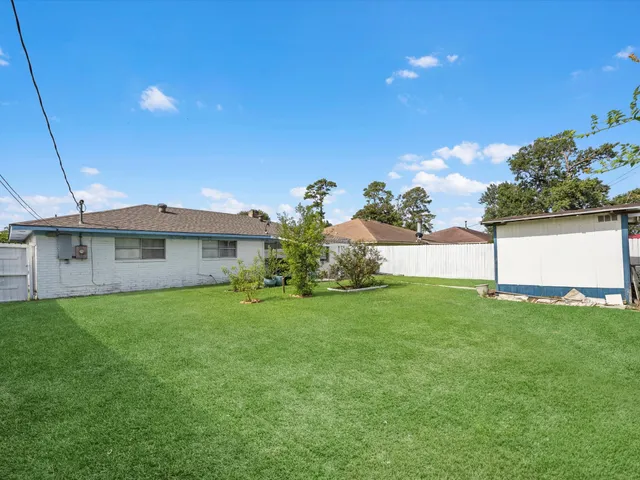 $194,999 | 15935 Dunman Lane, Houston, TX 77044