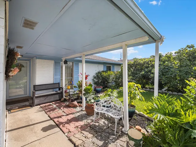 $194,999 | 15935 Dunman Lane, Houston, TX 77044