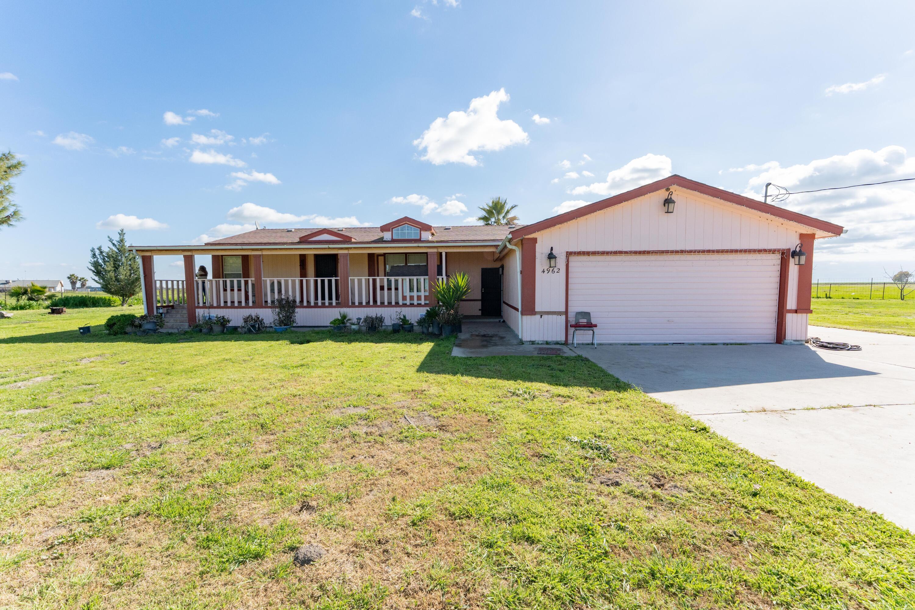 4962 Rd 42 Alpaugh, CA 93201 - Photo 1 of 37 1 (7)