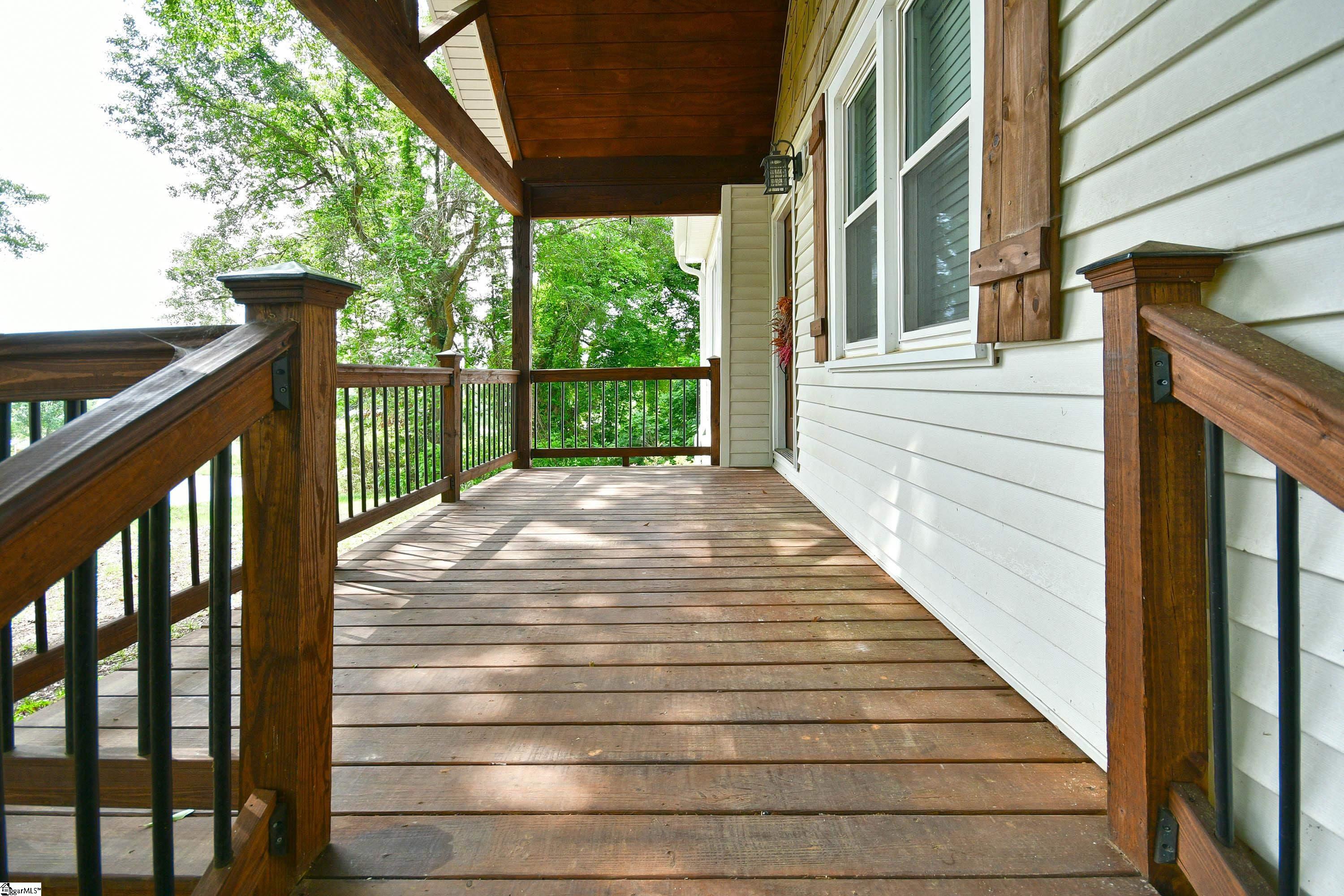 316 Blacksnake Road Pickens, SC 29671 - Photo 3 of 36