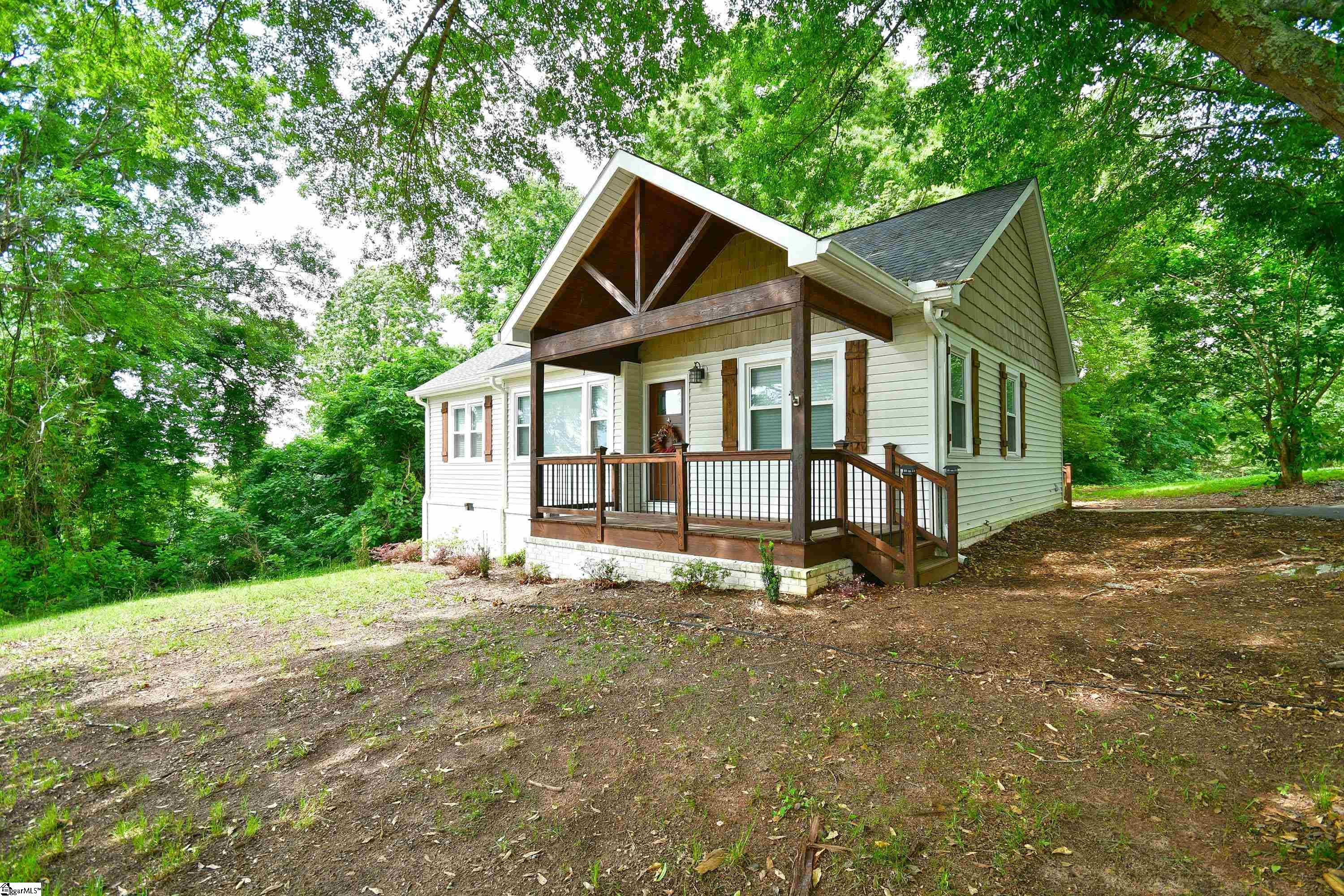 316 Blacksnake Road Pickens, SC 29671 - Photo 4 of 36