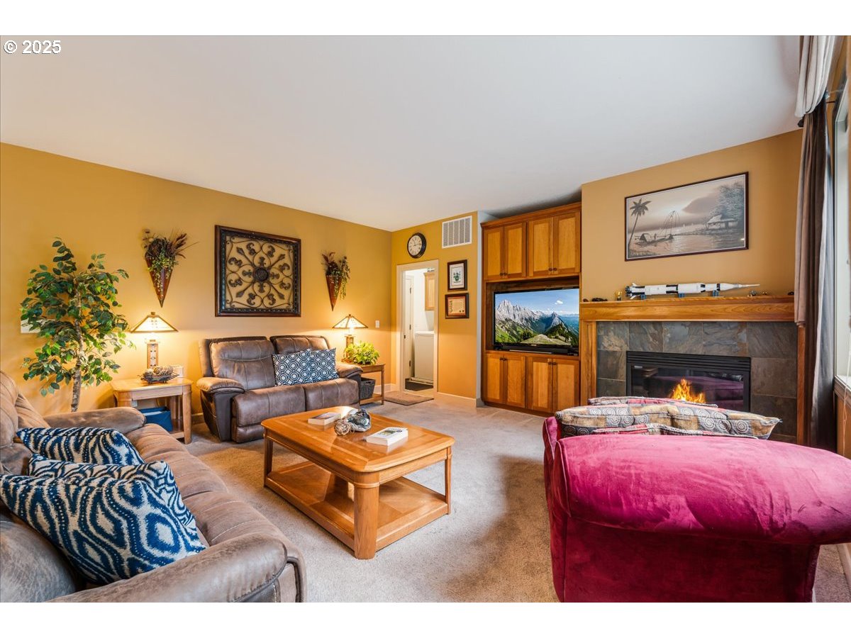 17544 Southwest Keystone Court Beaverton, OR 97007 - Photo 22 of 48 Gallery Image 22