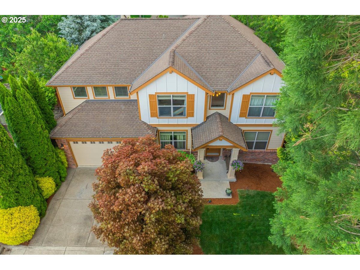 17544 Southwest Keystone Court Beaverton, OR 97007 - Photo 3 of 48 Gallery Image 3