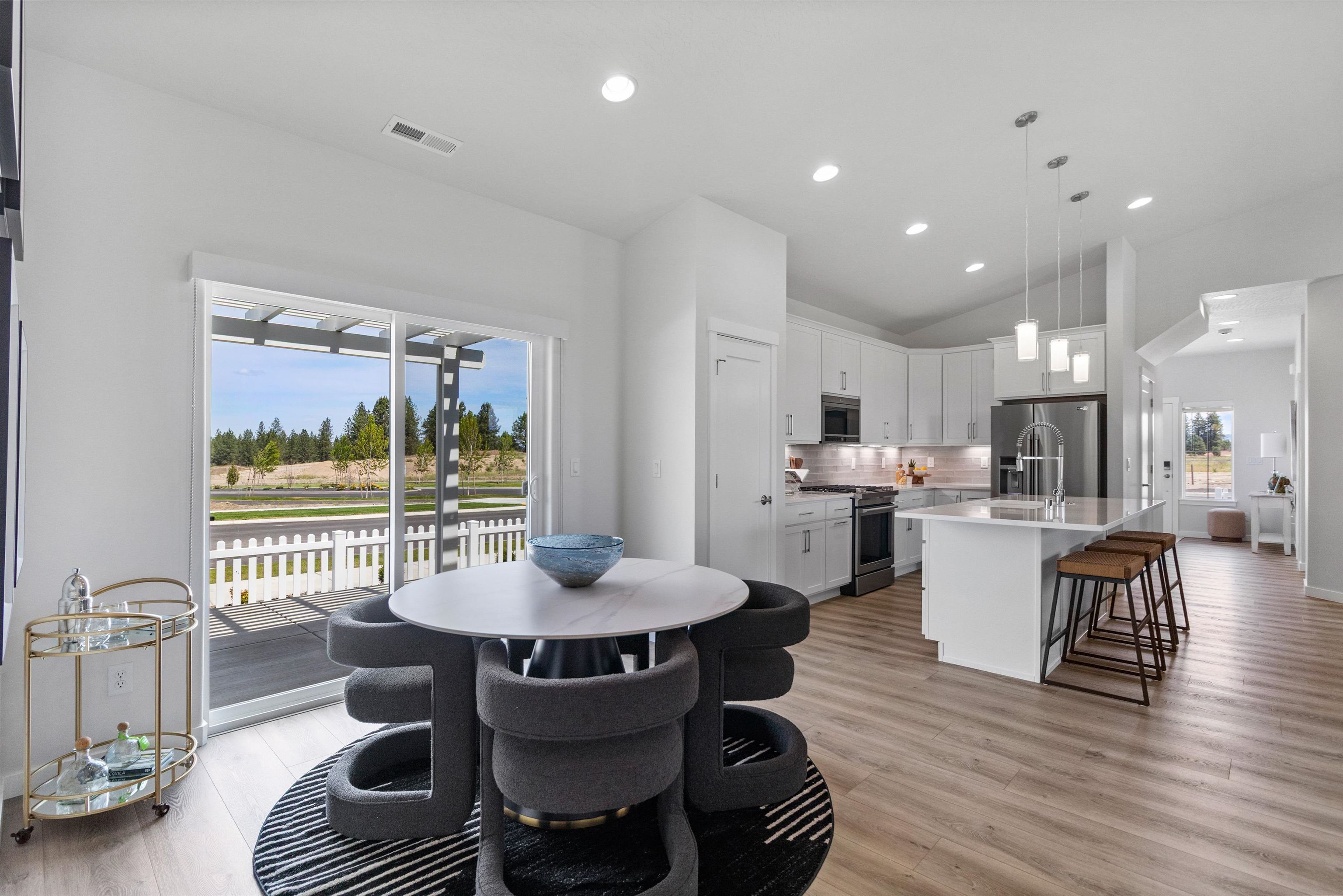 12243 North Dupont Road Spokane, WA 99218 - Photo 4 of 27