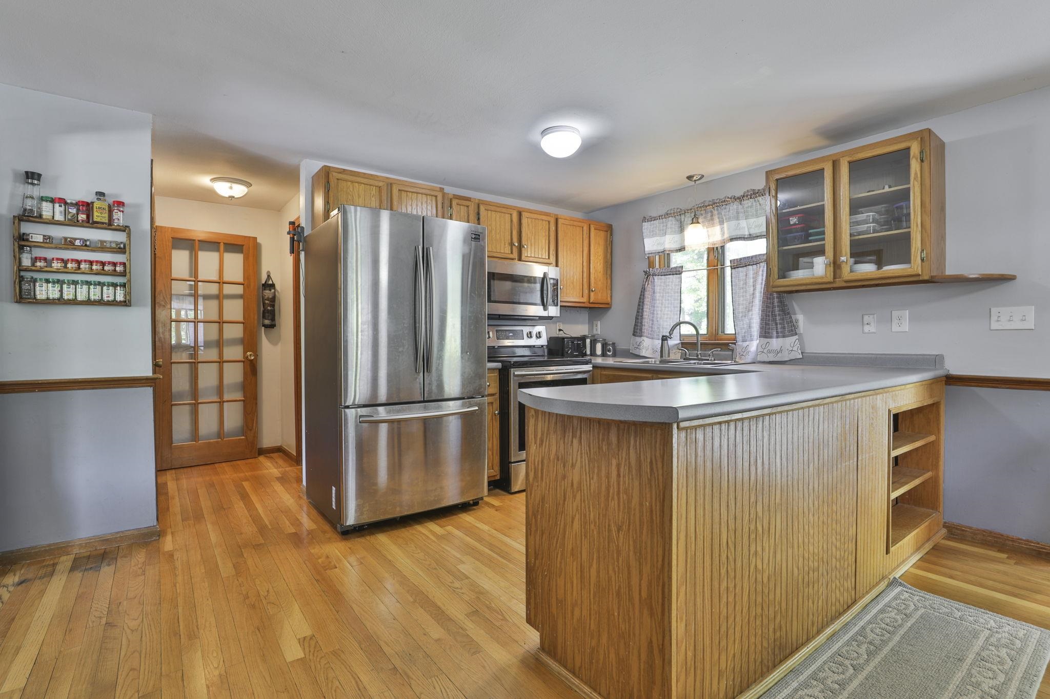 14 R Blueberry Road Derry, NH 03038 - Photo 5 of 33