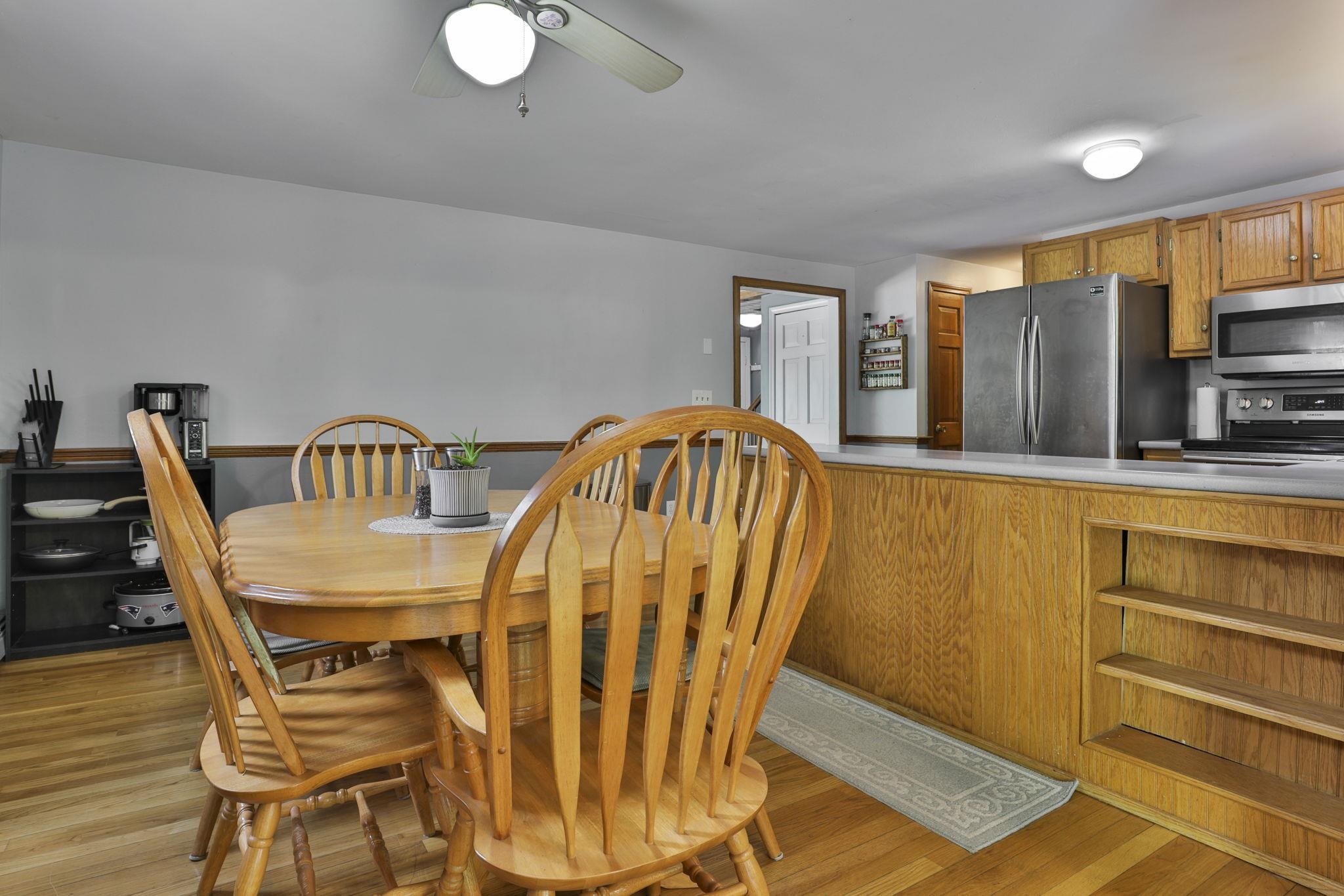 14 R Blueberry Road Derry, NH 03038 - Photo 8 of 33