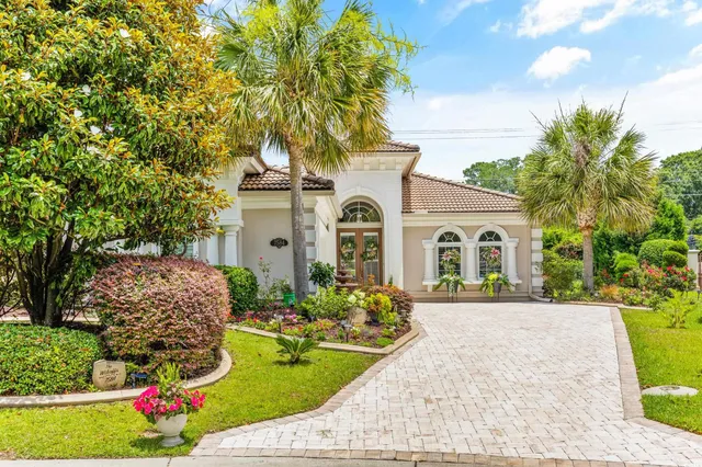 $689,900 | 7584 Regina Court, Myrtle Beach, SC 29572