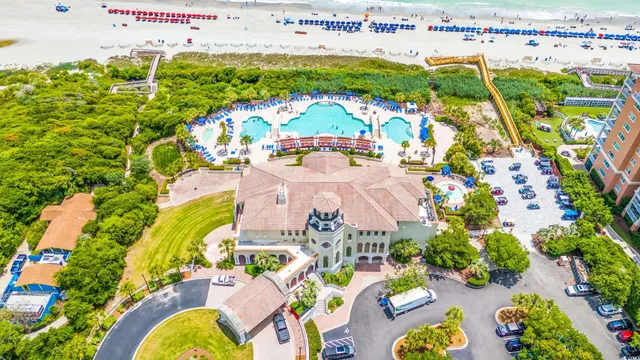 $689,900 | 7584 Regina Court, Myrtle Beach, SC 29572