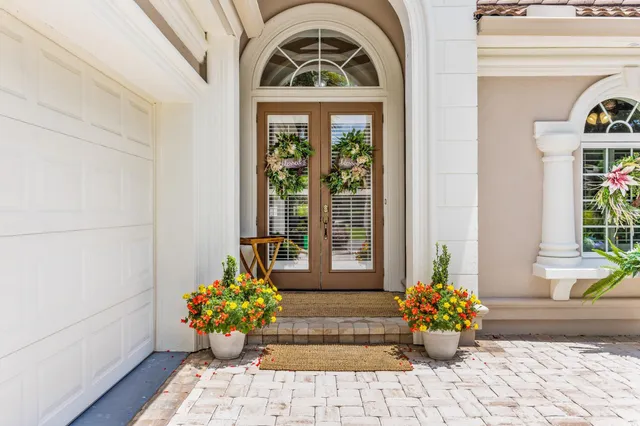 $689,900 | 7584 Regina Court, Myrtle Beach, SC 29572