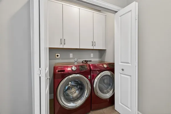 $2,350 | 4208 Old Spanish Trail, Houston, TX 77021