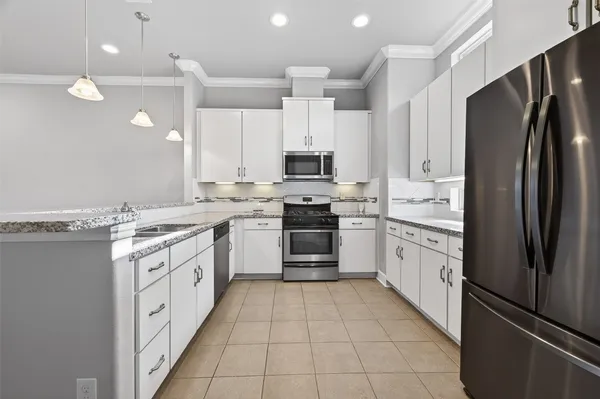 $2,350 | 4208 Old Spanish Trail, Houston, TX 77021