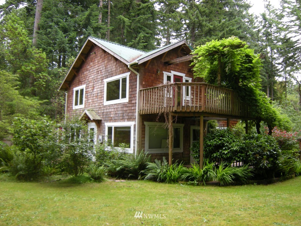 21220 Monument Road Southwest Vashon, WA 98070 - Photo 1 of 1