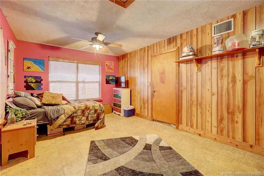 4602 Southeast Shady Ridge Lane Stuart, FL 34997 - Photo 31 of 37 third bedroom