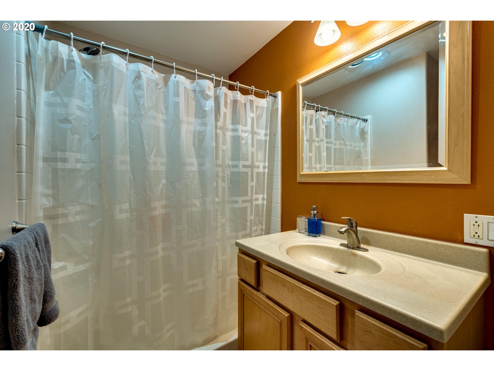 151 Northwest Miller Road Portland, OR 97229 - Photo 16 of 32 Gallery Image 16