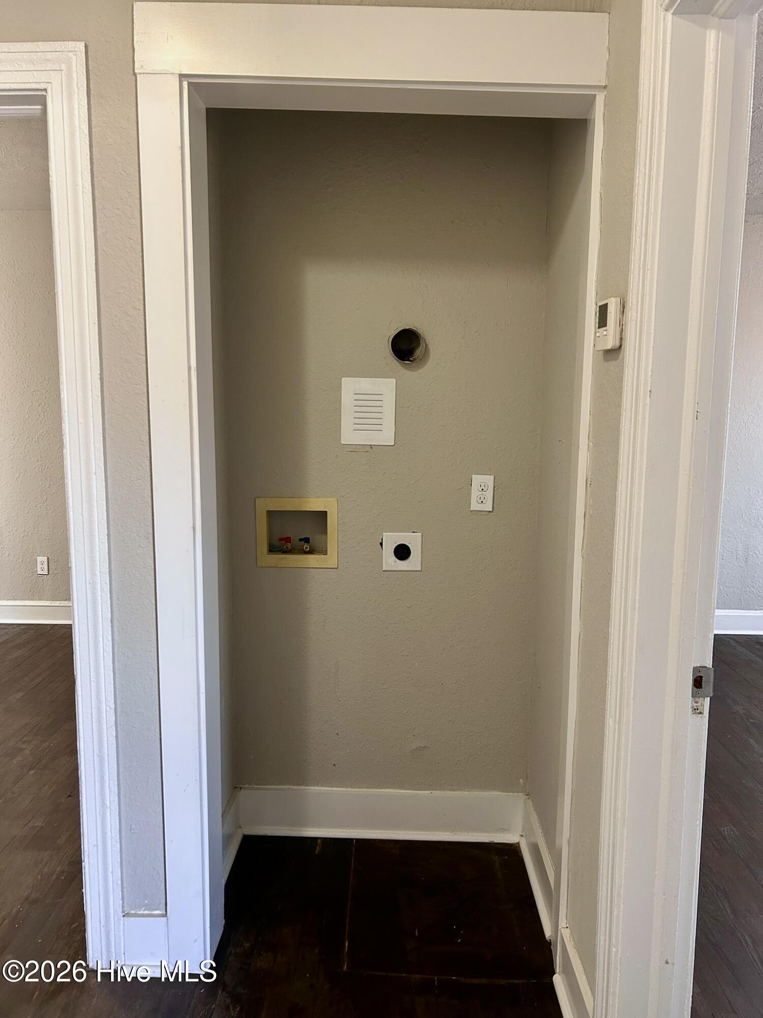 700 Ann Street, Unit 15 Rockingham, NC 28379 - Photo 7 of 12 laundry