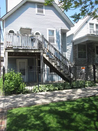 $1,475 | 2332 West Eastwood Avenue, Unit 2, Chicago, IL 60625