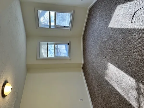 $1,475 | 2332 West Eastwood Avenue, Unit 2, Chicago, IL 60625