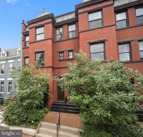 $719,900 | 3008 R Street Northwest, Unit 2, Washington, DC 20007