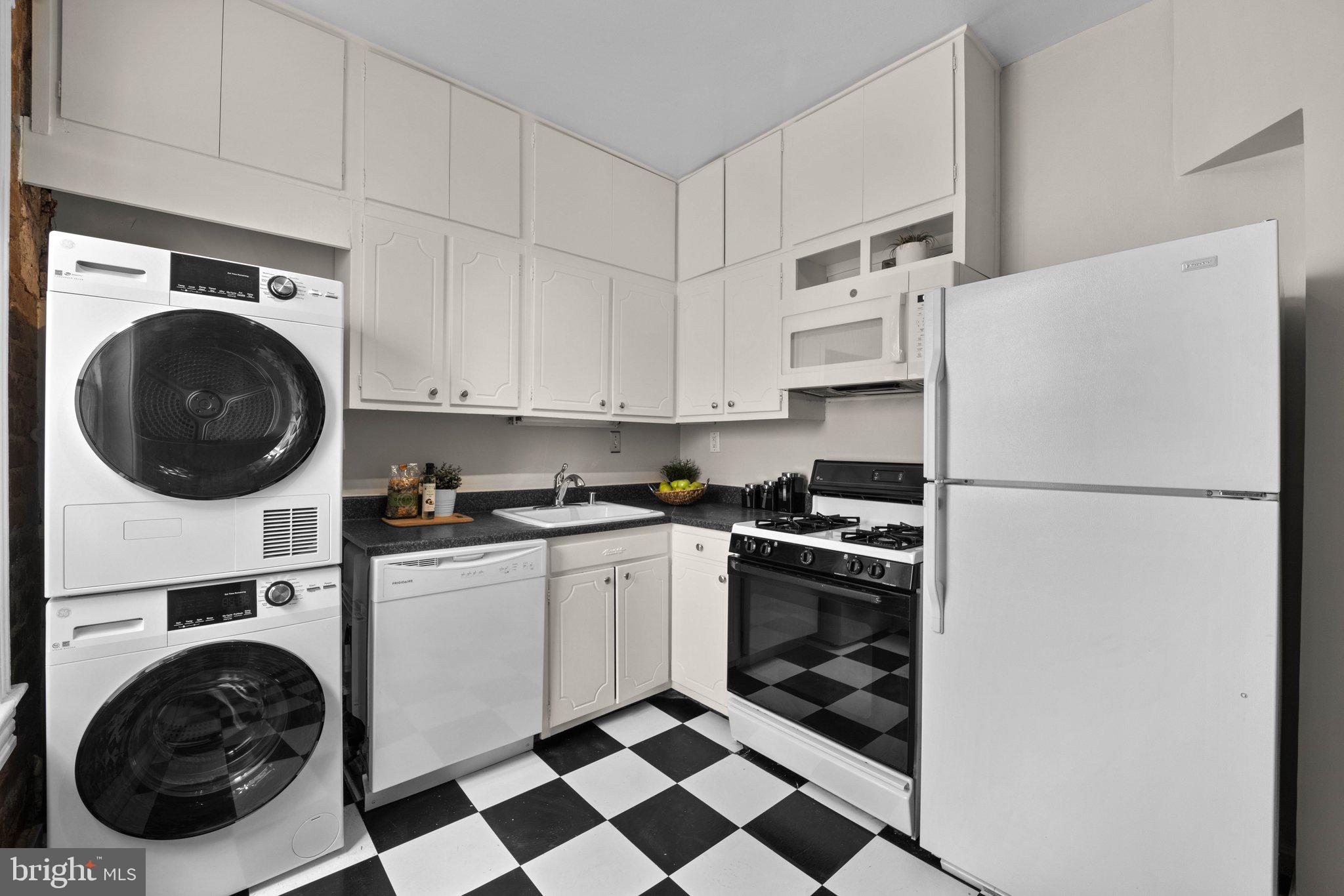 3008 R Street Northwest, Unit 2 Washington, DC 20007 - Photo 11 of 24 Gallery Image 11