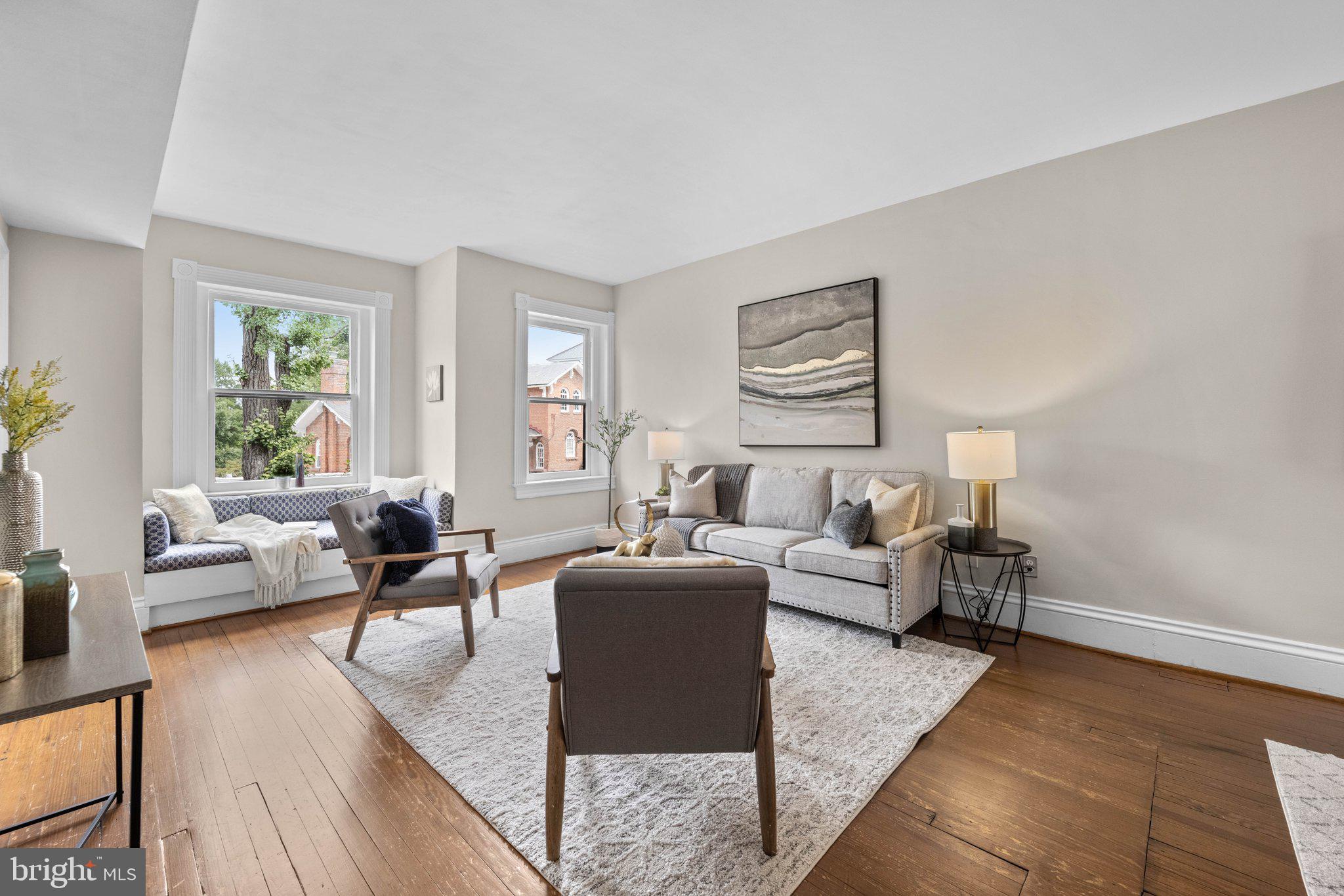 3008 R Street Northwest, Unit 2 Washington, DC 20007 - Photo 3 of 24 Gallery Image 3