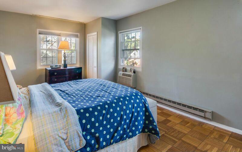 3756 Gunston Road, Unit 2010 Alexandria, VA 22302 - Photo 16 of 26 Bedroom (Master)