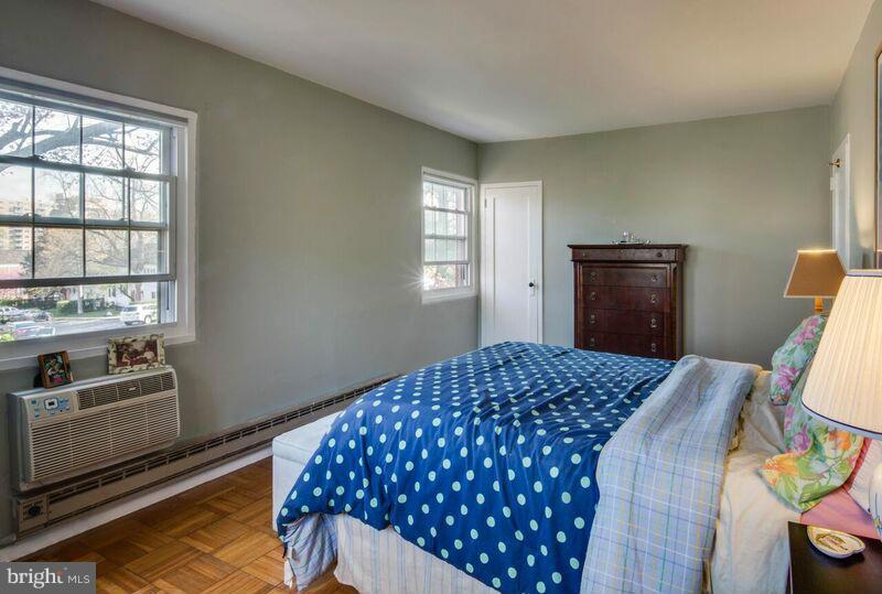 3756 Gunston Road, Unit 2010 Alexandria, VA 22302 - Photo 17 of 26 Bedroom (Master)