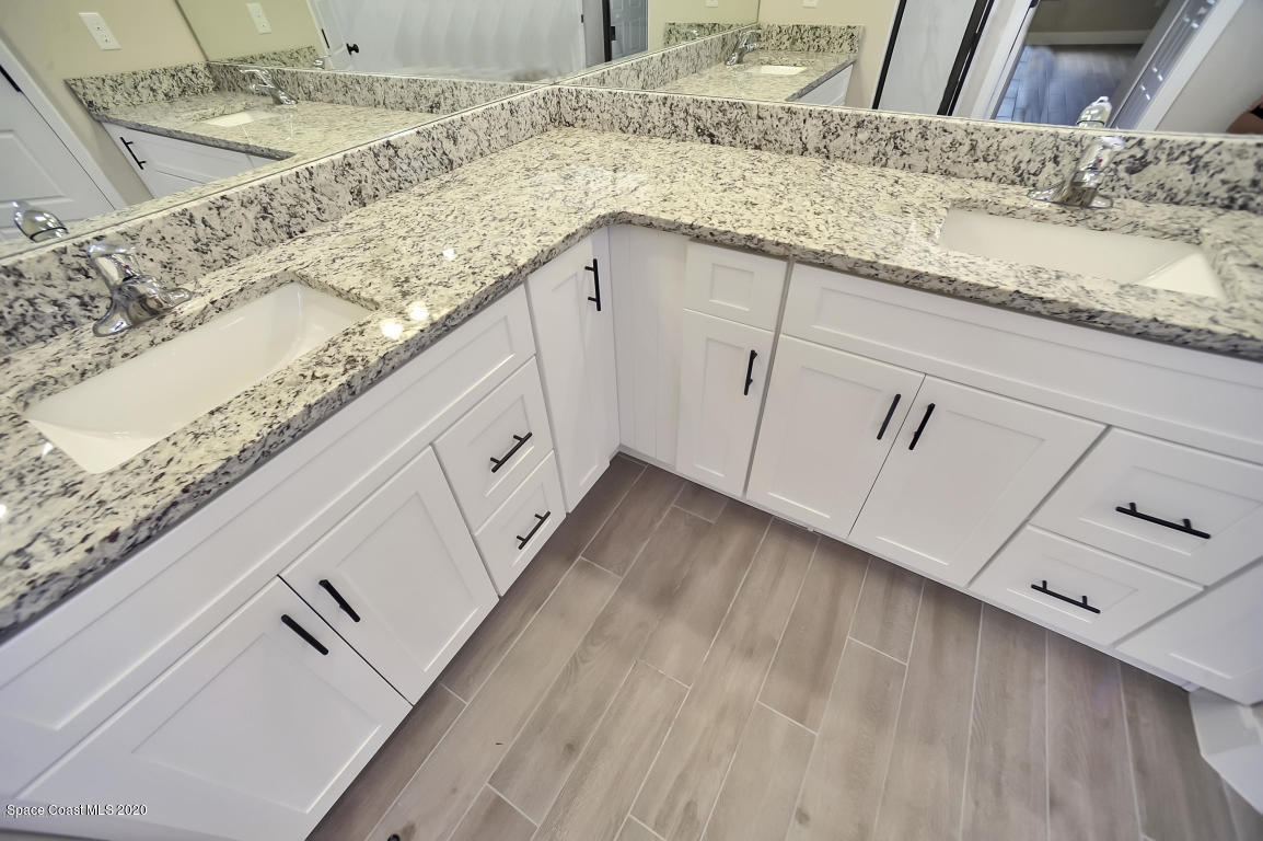 799 Degroodt Road Southwest Palm Bay, FL 32908 - Photo 11 of 21 12