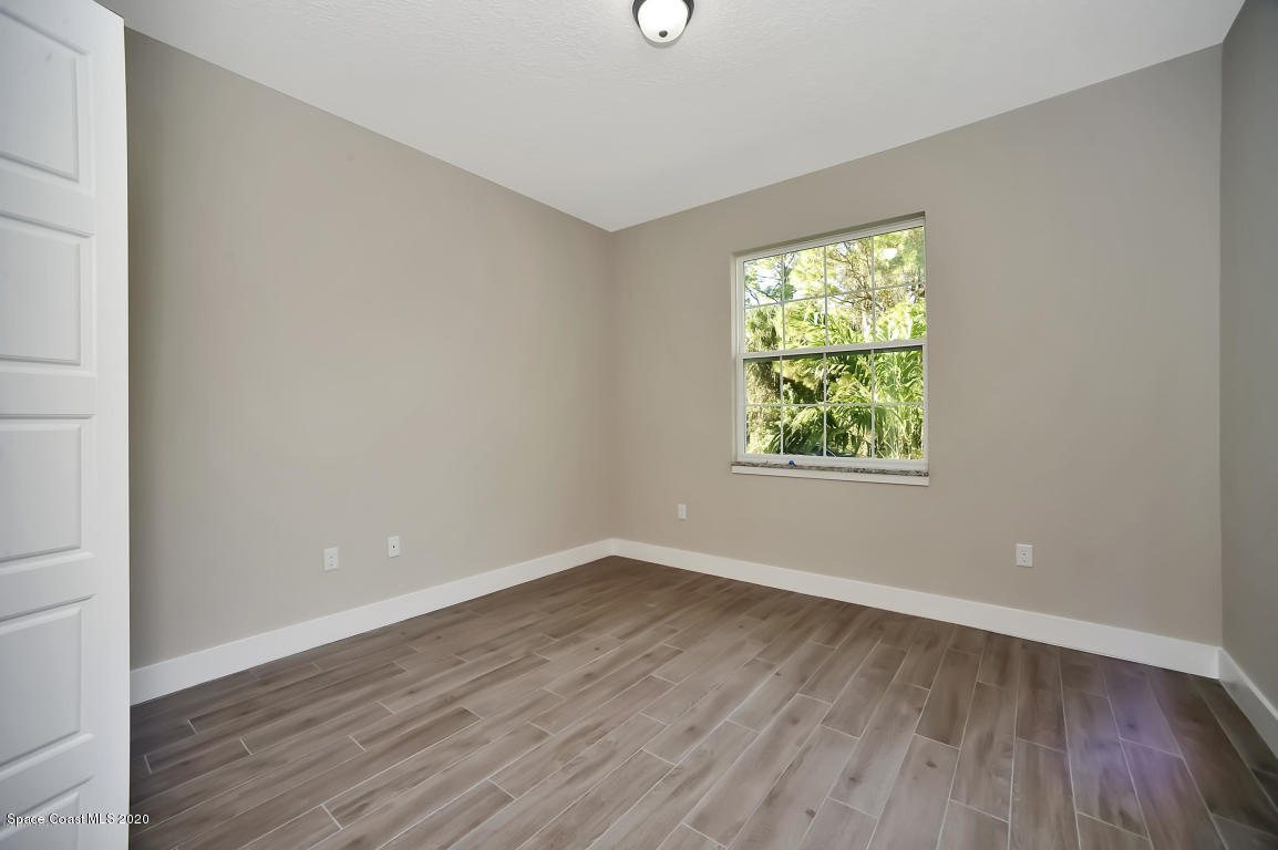 799 Degroodt Road Southwest Palm Bay, FL 32908 - Photo 19 of 21 22
