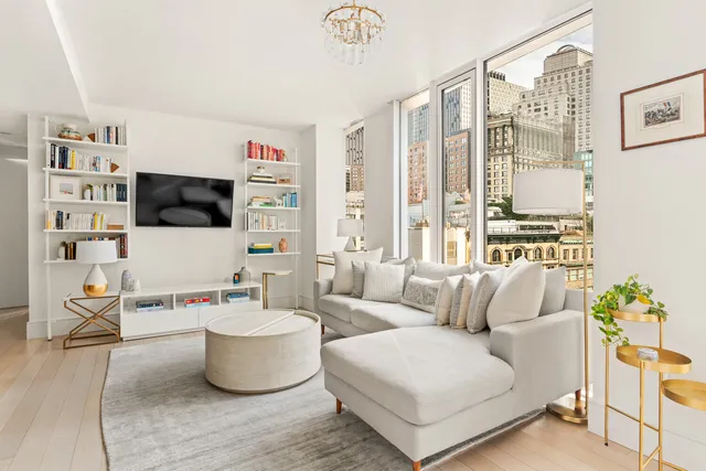 $2,750,000 | 146 Church Street, Unit 8 | TriBeCa