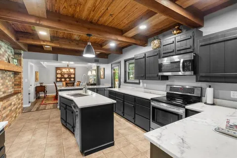$450,000 | 3703 Northwest County Road 0016, Corsicana, TX 75110