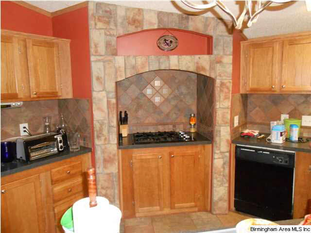 334 Southern Road Oneonta, AL 35121 - Photo 6 of 12