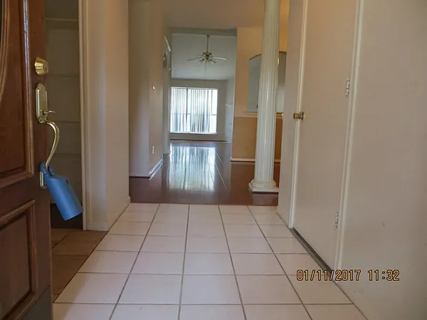 a view of livingroom with hardwood