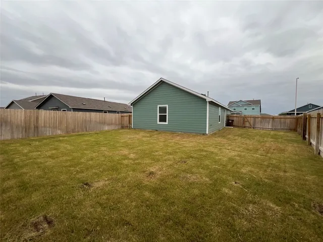 $225,000 | 420 Halfmoon Drive, Lockhart, TX 78644