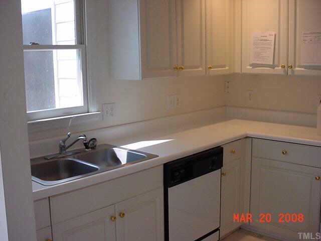 6004 Epping Forest Drive Raleigh, NC 27613 - Photo 3 of 4
