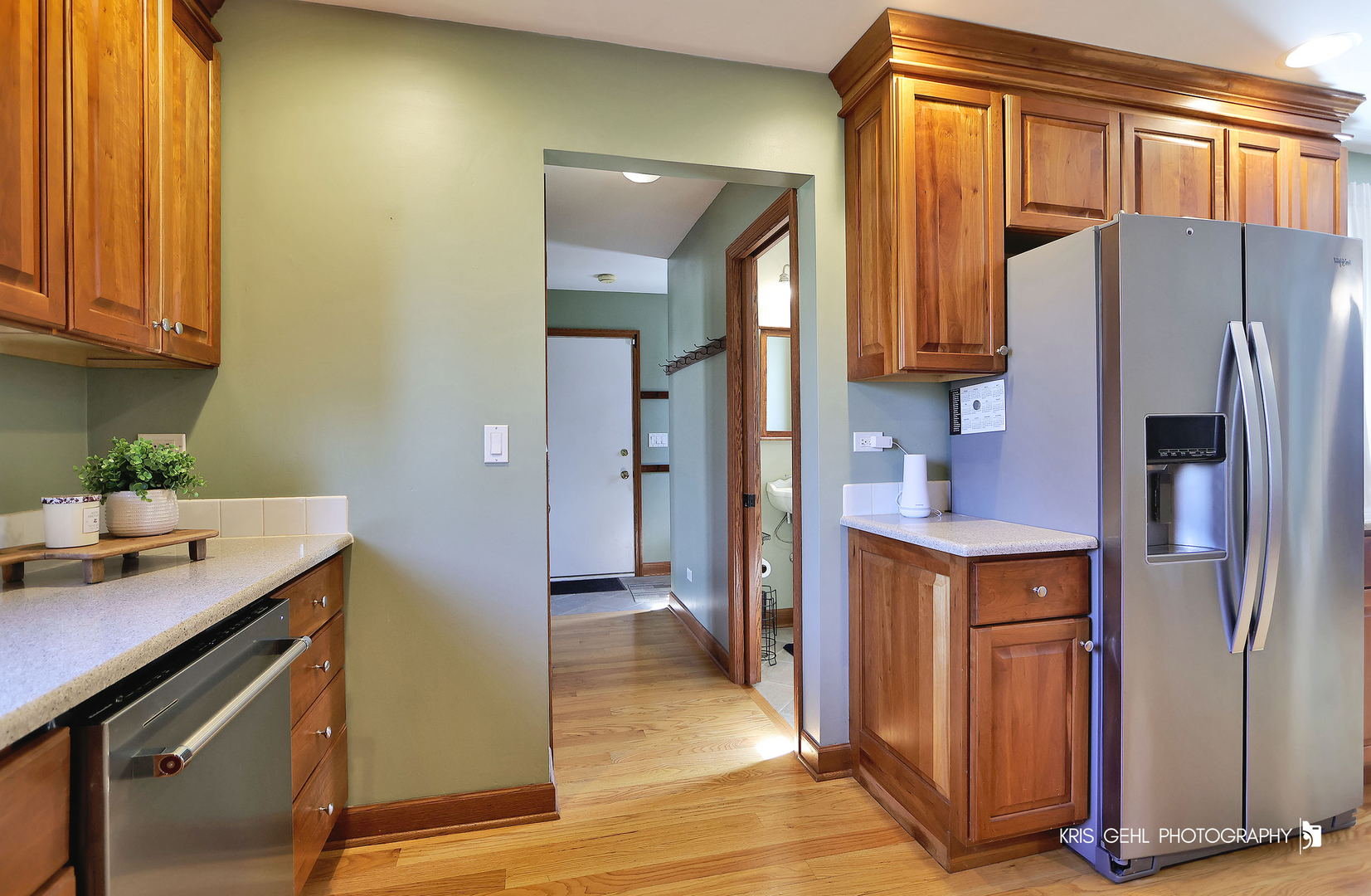 7149 Meadow Lane Cary, IL 60013 - Photo 10 of 37 a kitchen with stainless steel appliances a refrigerator and cabinets