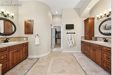 $1,350,000 | 19620 Insborough Court, Monument, CO 80132