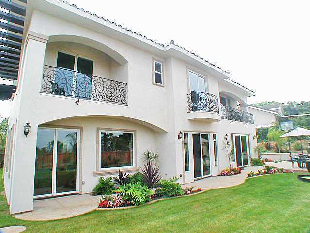 2498 Pinewood Street Del Mar, CA 92014 - Photo 2 of 20